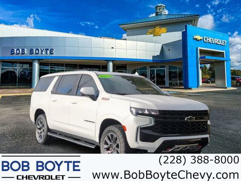 Used 2023 Chevrolet Suburban Z71 w/ Luxury Package image 1