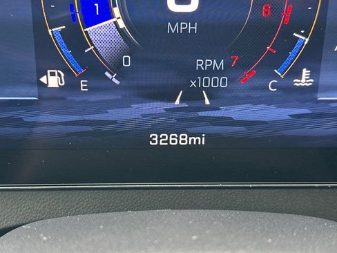 Used 2026 Chevrolet Traverse LT w/ Driver Confidence Package FWD image 36