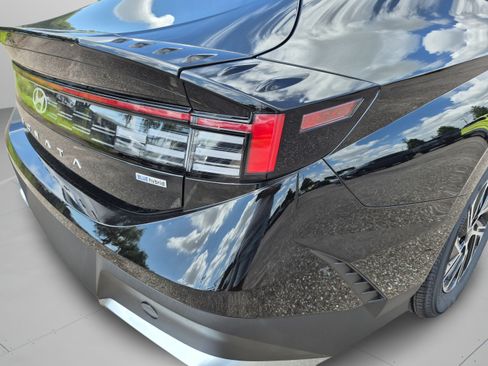 New 2026 Hyundai Sonata Blue FWD image 33