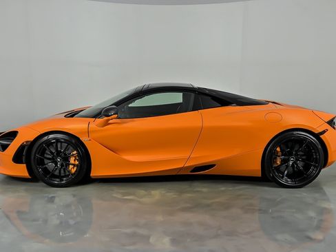 Used 2022 McLaren 720S Performance RWD image 14