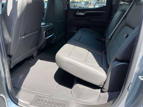 New 2026 GMC Sierra 1500 SLT w/ SLT Premium Package AWD/4WD image 17