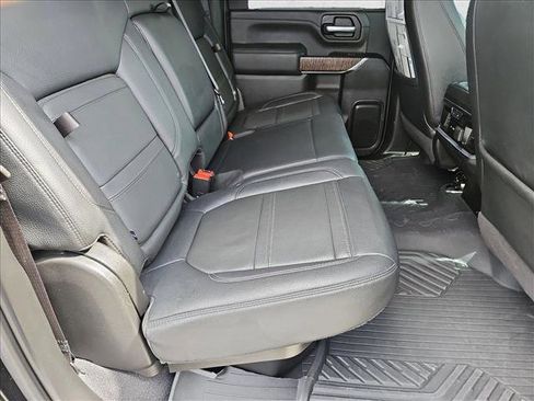 Used 2023 GMC Sierra 3500 Denali w/ Denali Ultimate Package AWD/4WD image 21
