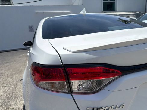 Used 2022 Toyota Corolla SE FWD image 7