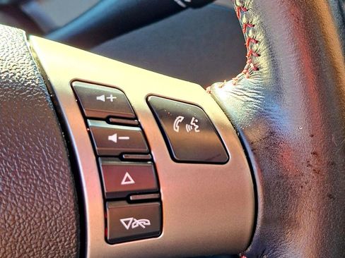 Used 2009 Pontiac Solstice GXP w/ Premium Package RWD image 16