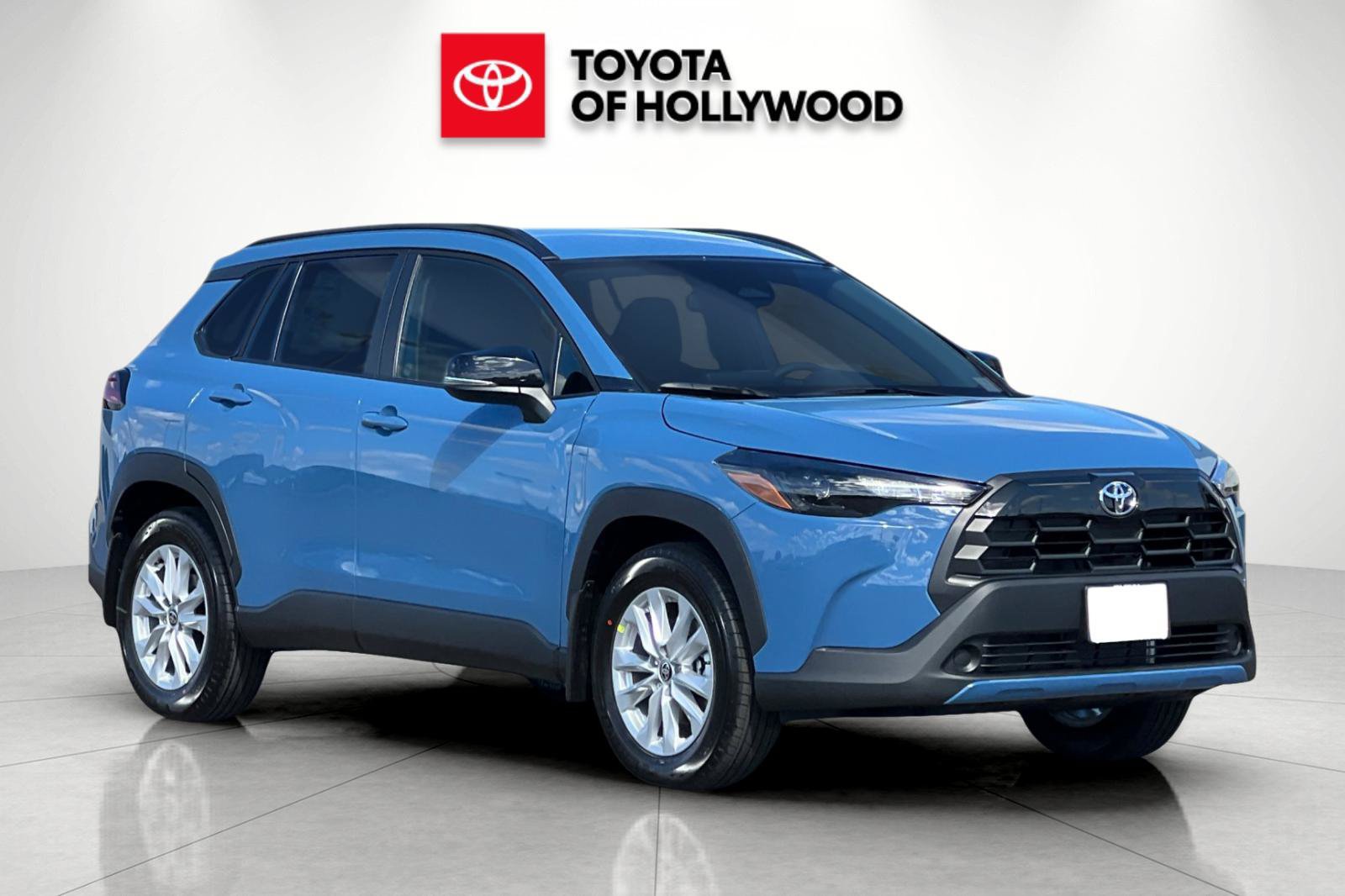 New 2026 Toyota Corolla Cross LE w/ Moonroof Package FWD image 1
