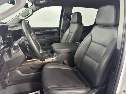 Used 2025 Chevrolet Silverado 1500 RST w/ Convenience Package II AWD/4WD image 13