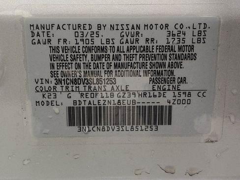 Used 2025 Nissan Versa S FWD image 33