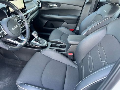 Used 2024 Kia Forte GT-Line image 9