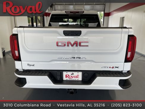 Used 2022 GMC Sierra 1500 AT4X AWD/4WD image 5