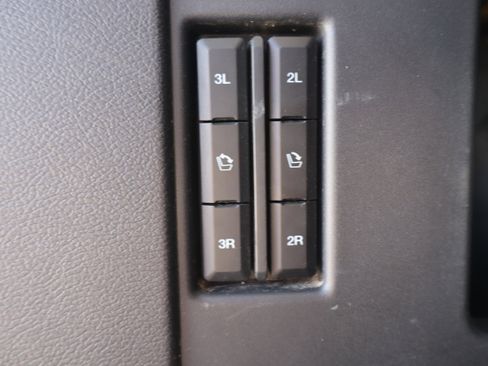 Used 2023 Ford Expedition XLT image 26