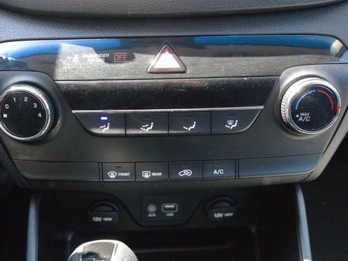 Used 2017 Hyundai Tucson SE AWD/4WD image 22