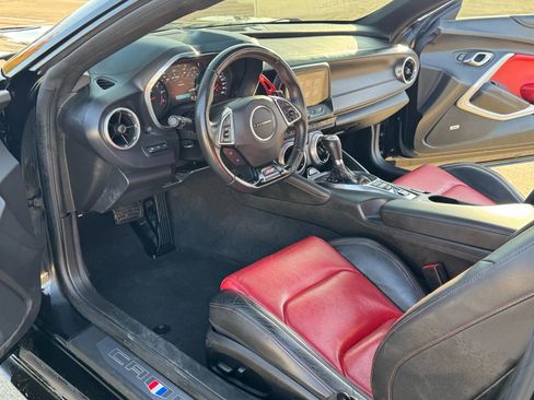 Used 2016 Chevrolet Camaro SS image 45