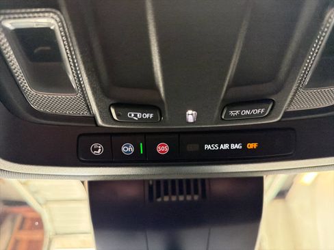 Used 2024 GMC Sierra 1500 AT4 w/ Technology Package image 53