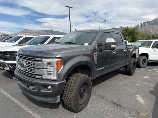 Used 2019 Ford F350 Platinum w/ Platinum Ultimate Package AWD/4WD image 1