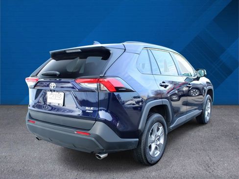 Used 2025 Toyota RAV4 XLE image 9
