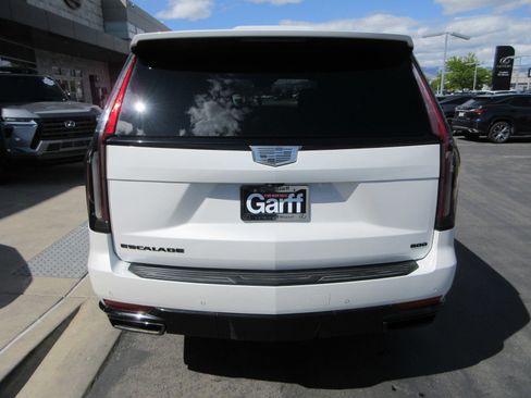 Used 2021 Cadillac Escalade Sport w/ Driver Assist Tech Package AWD/4WD image 7