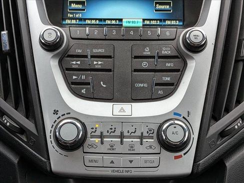 Used 2017 Chevrolet Equinox LS image 11