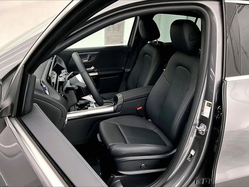 Used 2026 Mercedes-Benz GLA 250 image 16