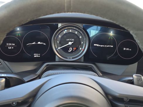 Used 2022 Porsche 911 Targa 4 GTS image 15