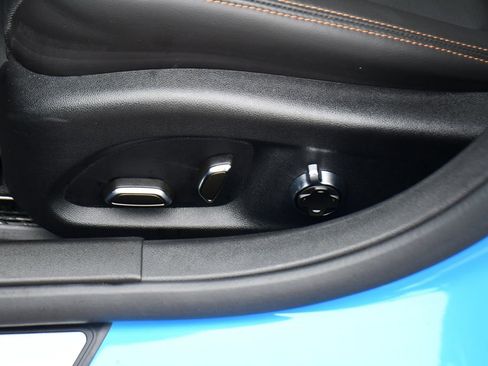 Used 2022 Cadillac CT5 V w/ LPO, ONYX Package image 14