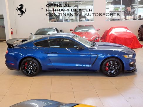 Used 2017 Ford Mustang Shelby GT350R w/ GT350R Equipment Group 920A image 18