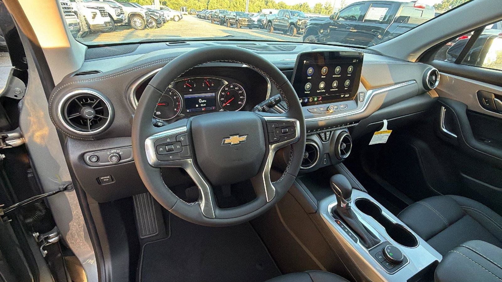 New 2026 Chevrolet Blazer LT w/ Midnight/Sport Edition FWD image 19