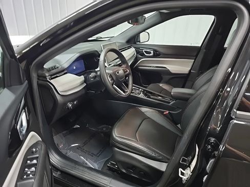 Used 2024 Jeep Compass Limited w/ Elite Group AWD/4WD image 28