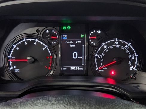 Used 2023 Toyota 4Runner SR5 Premium w/ Moonroof Package AWD/4WD image 34