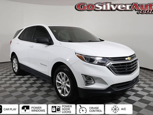 Used 2018 Chevrolet Equinox LS FWD image 1