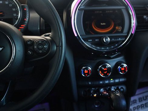 Used 2016 MINI Cooper 2-Door Hardtop FWD image 25
