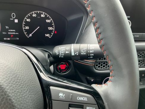 Used 2025 Honda HR-V Sport image 24