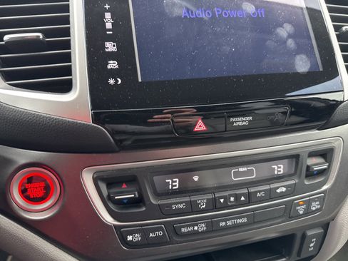 Used 2017 Honda Ridgeline RTL-T image 18