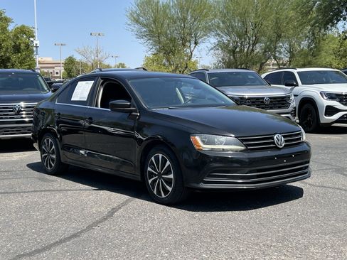 Used 2017 Volkswagen Jetta S FWD image 6