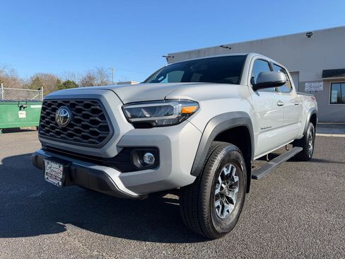 Used 2020 Toyota Tacoma TRD Off-Road w/ TRD Premium Off Road Package image 1