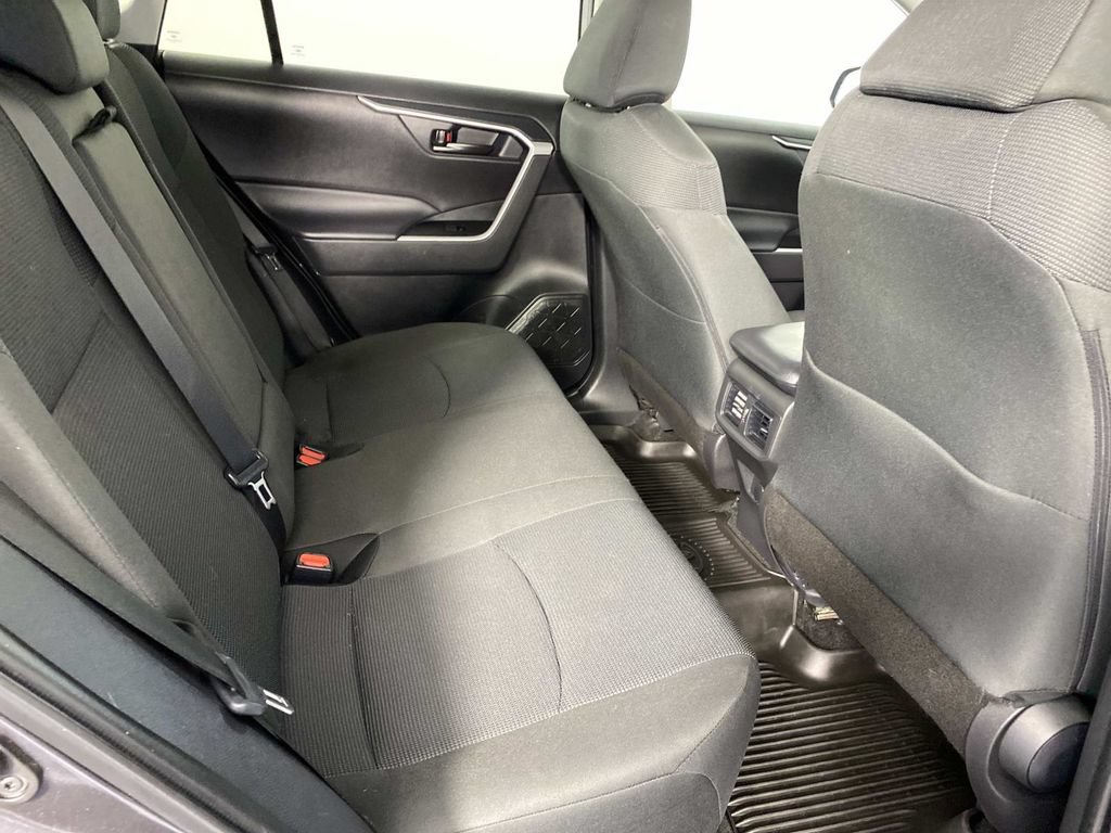 Used 2024 Toyota RAV4 LE AWD/4WD image 12
