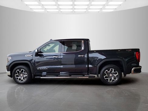 Used 2024 GMC Sierra 1500 SLT w/ SLT Premium Plus Package image 9