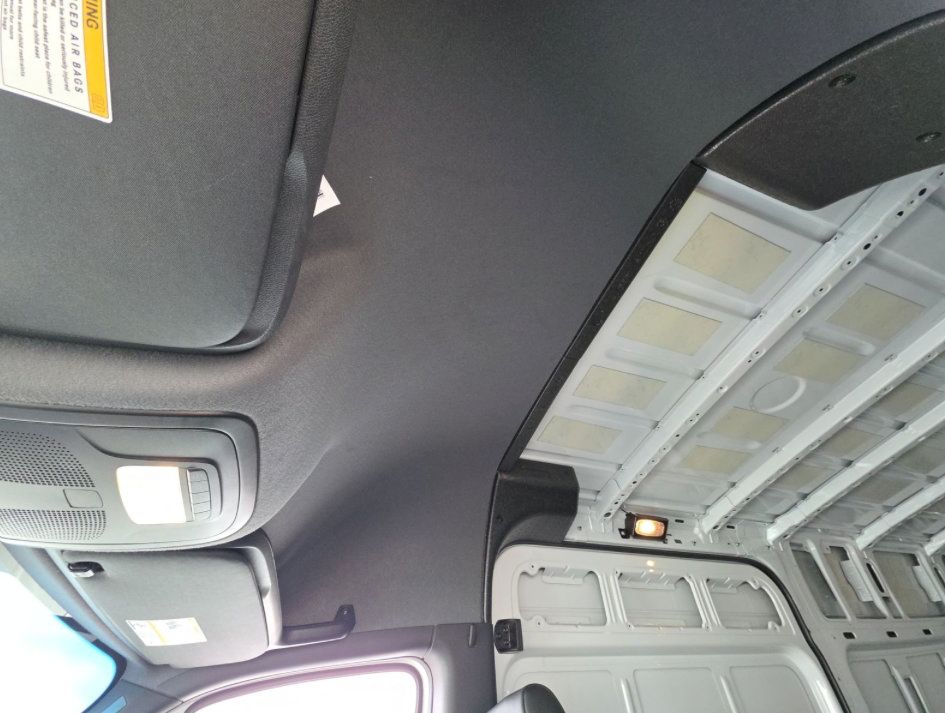 Used 2025 Mercedes-Benz Sprinter 2500 image 13