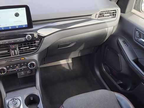 Used 2023 Ford Escape ST-Line image 6