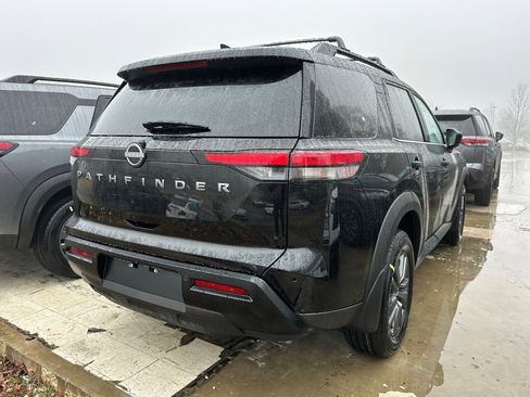 New 2026 Nissan Pathfinder SV w/ Lighting Package image 4