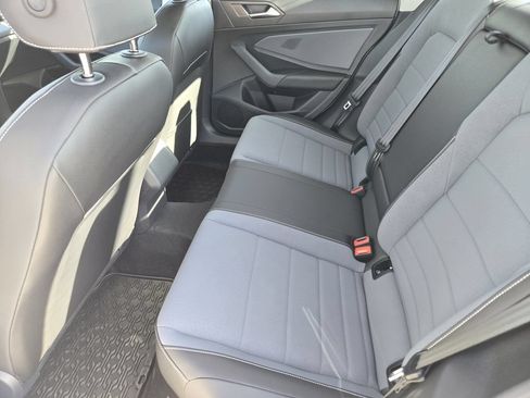 New 2026 Volkswagen Jetta SE FWD image 26