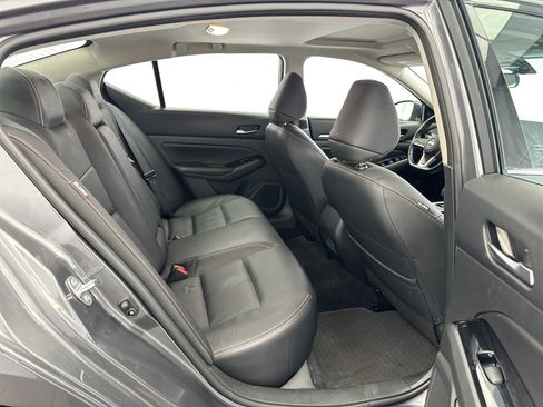 Certified 2024 Nissan Altima 2.5 SR w/ SR Premium Package image 13