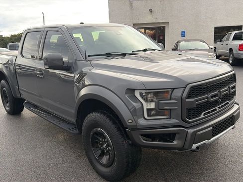Used 2018 Ford F150 Raptor w/ Equipment Group 802A Luxury image 28