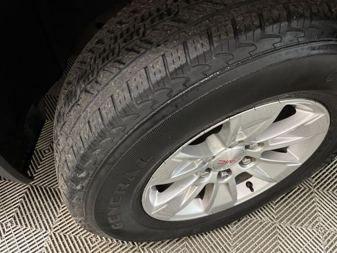 Certified 2020 GMC Sierra 1500 SLE w/ SLE Value Package image 49