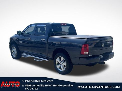 Used 2017 RAM 1500 Express AWD/4WD image 6