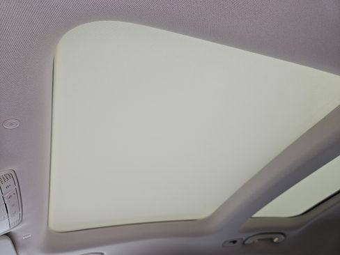 Certified 2022 Mercedes-Benz GLC 300 image 30