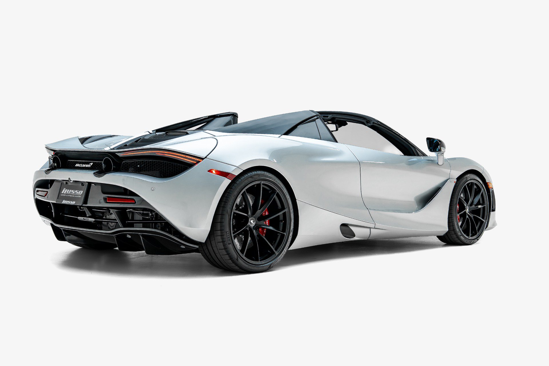 Used 2021 McLaren 720S Performance RWD image 2