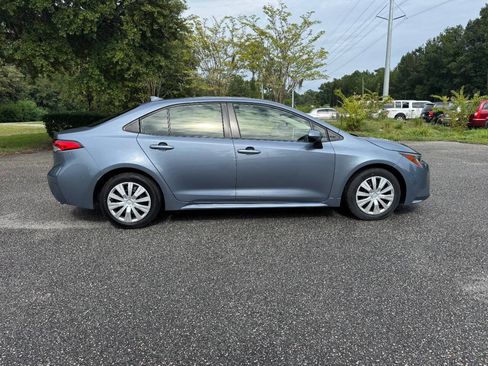 Used 2020 Toyota Corolla LE FWD image 7