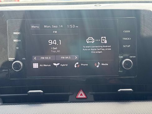 Used 2024 Kia Sportage LX AWD/4WD image 23