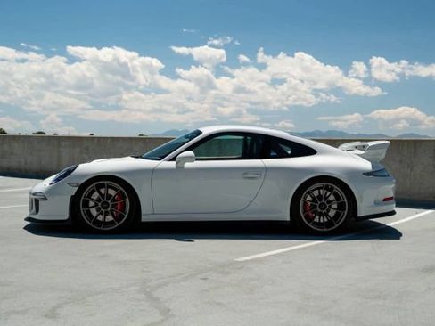 Used 2015 Porsche 911 GT3 RWD image 16
