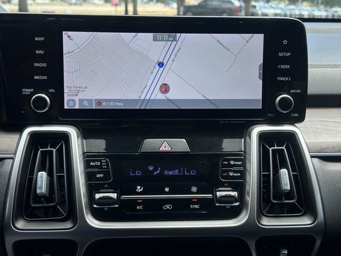 Used 2022 Kia Sorento EX FWD image 34